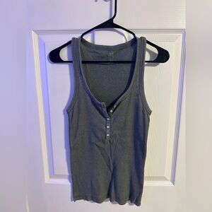 AE Henley tank